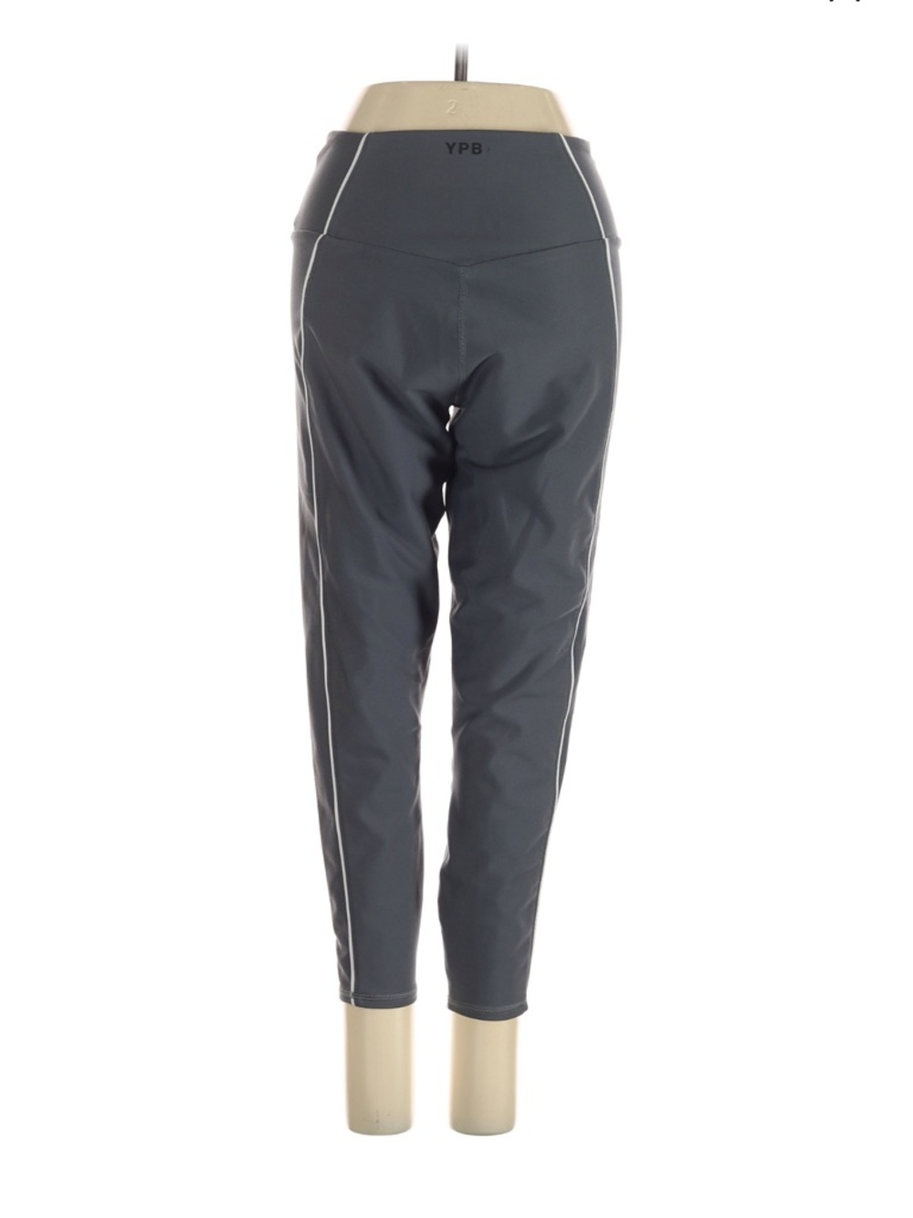Abercrombie & Fitch YPB sculptLUX 7/8-Length Legging in Graphite - Picture 7 of 7